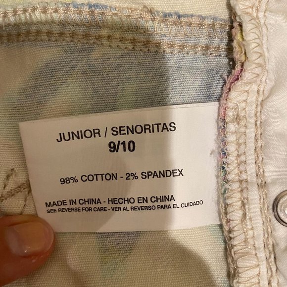 Nicki Minaj Multicolor Floral Shorts Size 9/10 - Picture 10 of 10